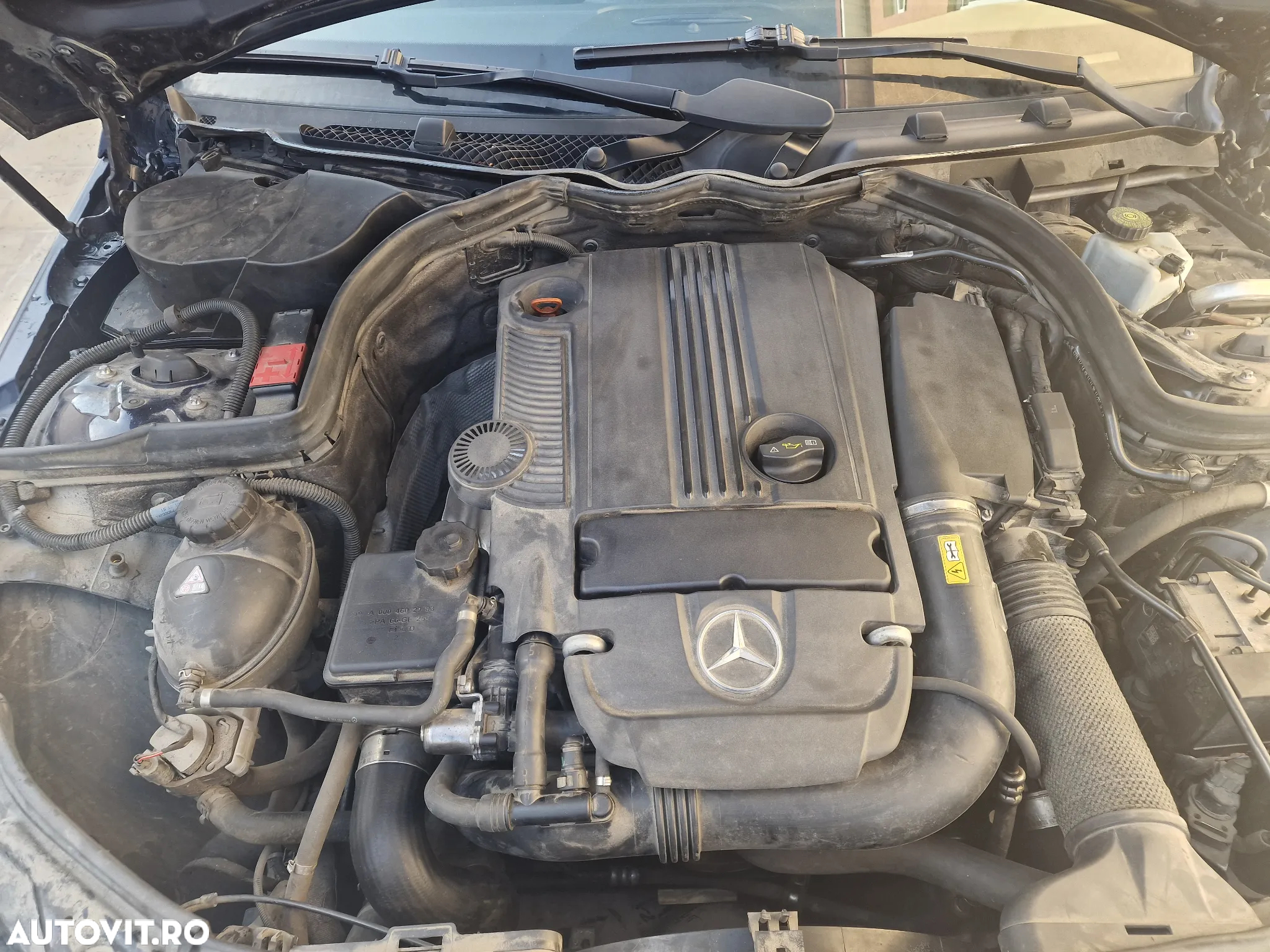 Mercedes-Benz C 200 T (BlueEFFICIENCY) - 9