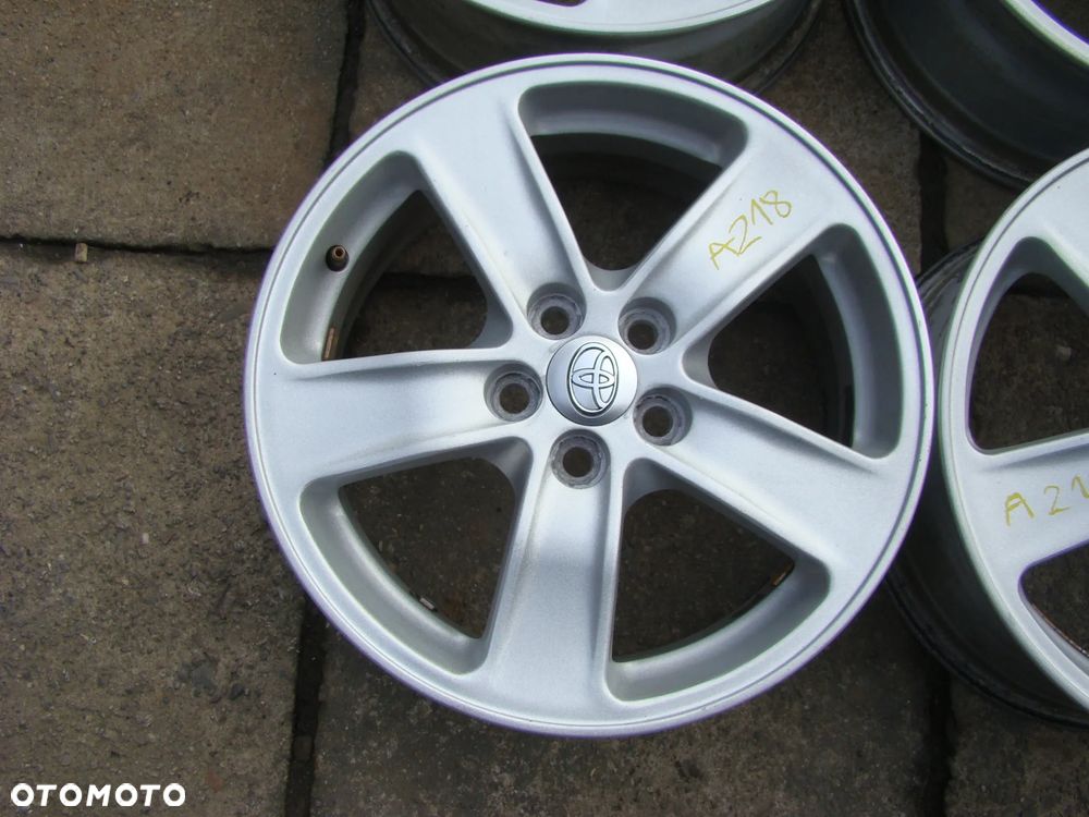 a218 5x100 Toyota Yaris XP 210 Urban Cruiser Verso S Prius Avensis T250 T220 6,5jx16 - 2
