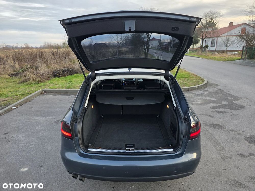 Audi A4 Avant - 8