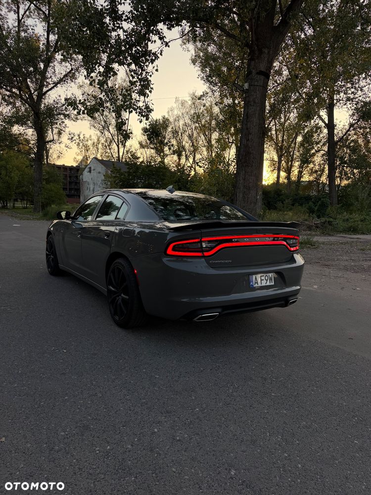 Dodge Charger 3.6 GT - 4