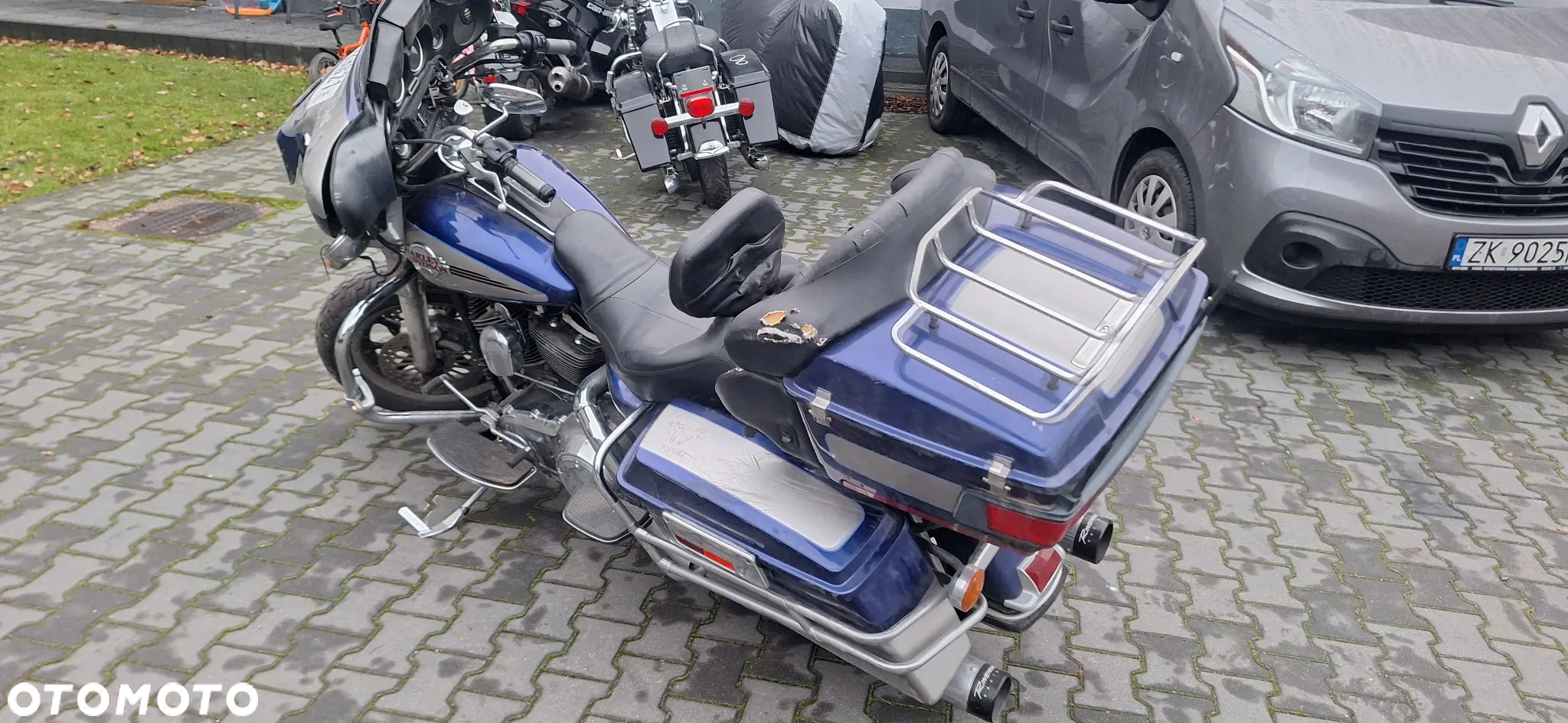 Harley-Davidson FLHTCU Ultra - 2