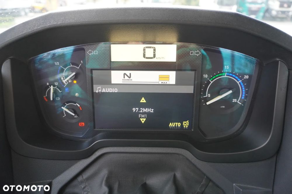 Renault C380 Comfort 6x4 / HDS Atlas 172.3E / Zasięg 12.3 m / Udźwig 6.1 t / Burtowy 17 EPAL - 27