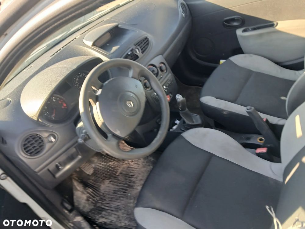 renault clio III fotel kanapa deska kokpit podsufitka boczek podłokietnik licznik panel - 2