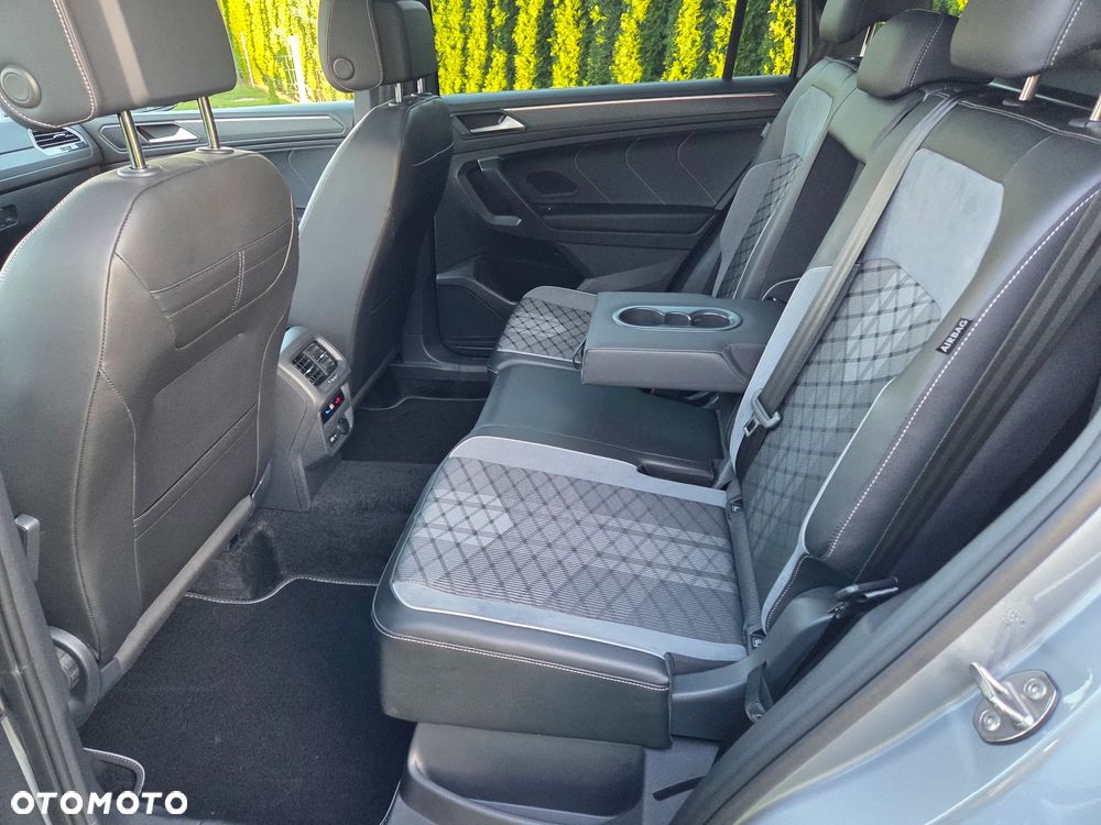 Volkswagen Tiguan Allspace 2.0 TSI OPF 4Motion DSG R-Line - 24