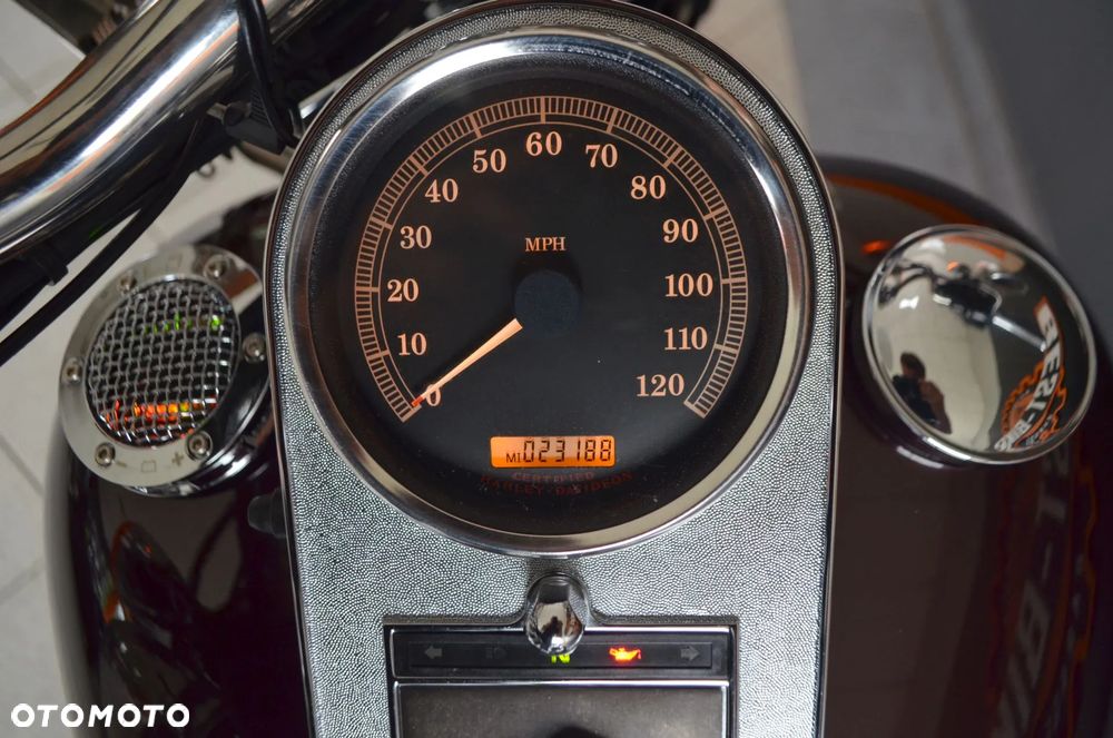 Harley-Davidson Softail Fat Boy - 32