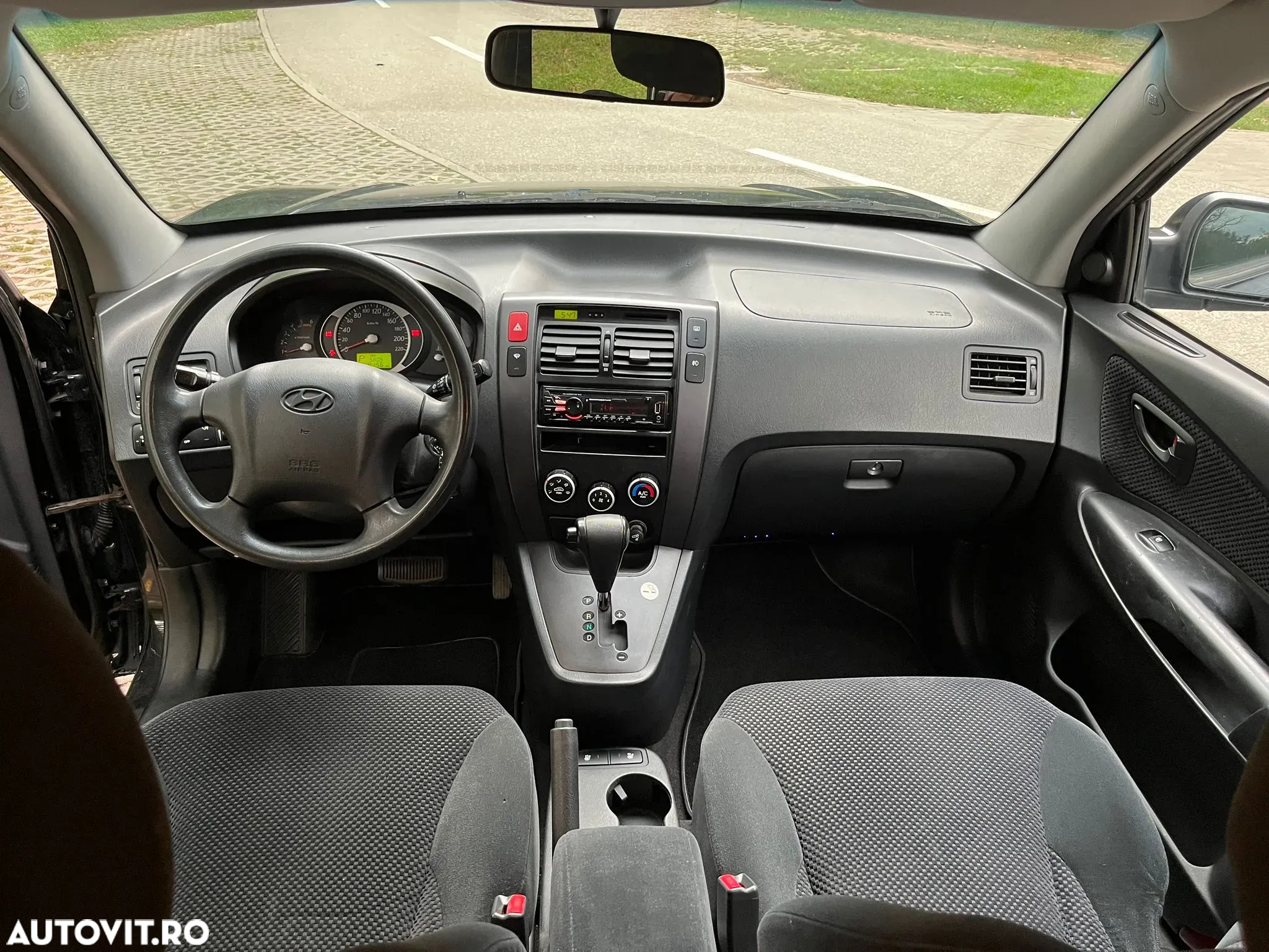 Hyundai Tucson 2.0 CRDI VGT 2WD Automatik GLS - 18