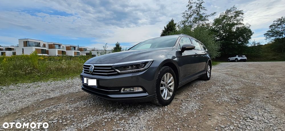 Volkswagen Passat Variant 2.0 TDI BMT Comfortline - 28
