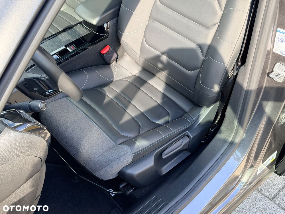 Citroën C4 1.5 BlueHDi Shine S&S EAT8 - 22