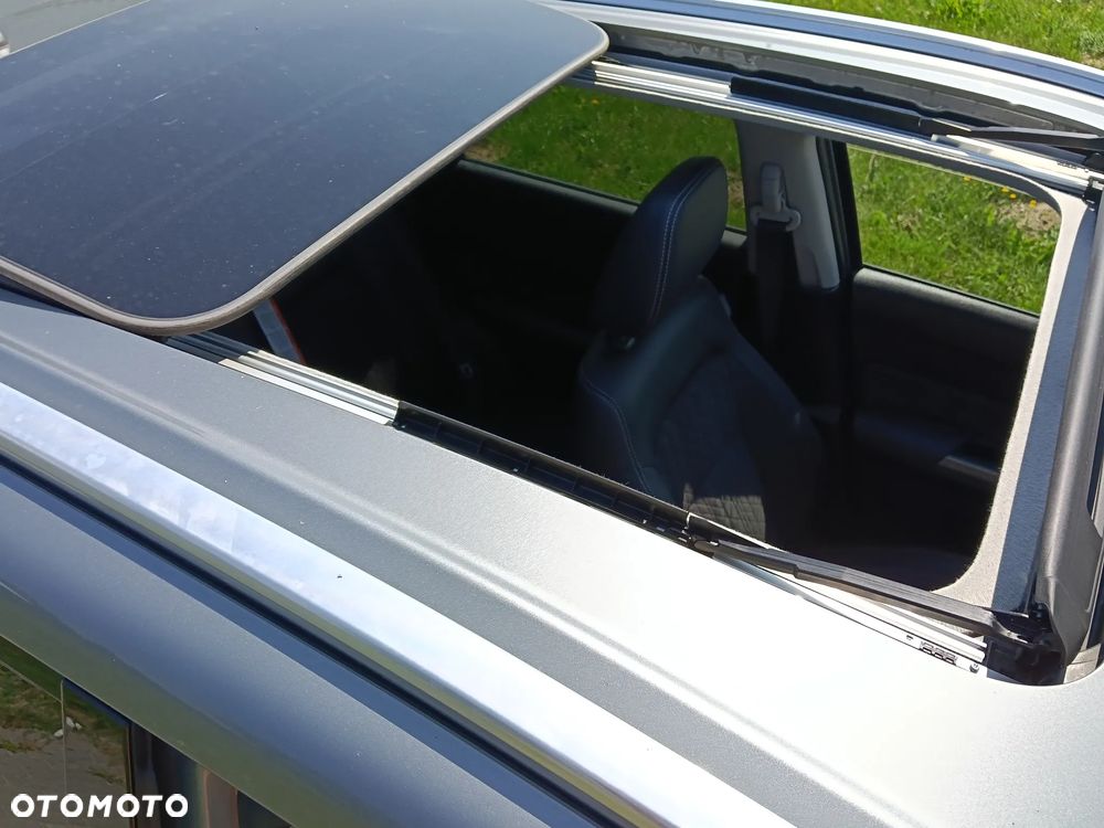 Suzuki Vitara 1.5 Dualjet Hybrid AGS Comfort+ "SHINKAI" - 15