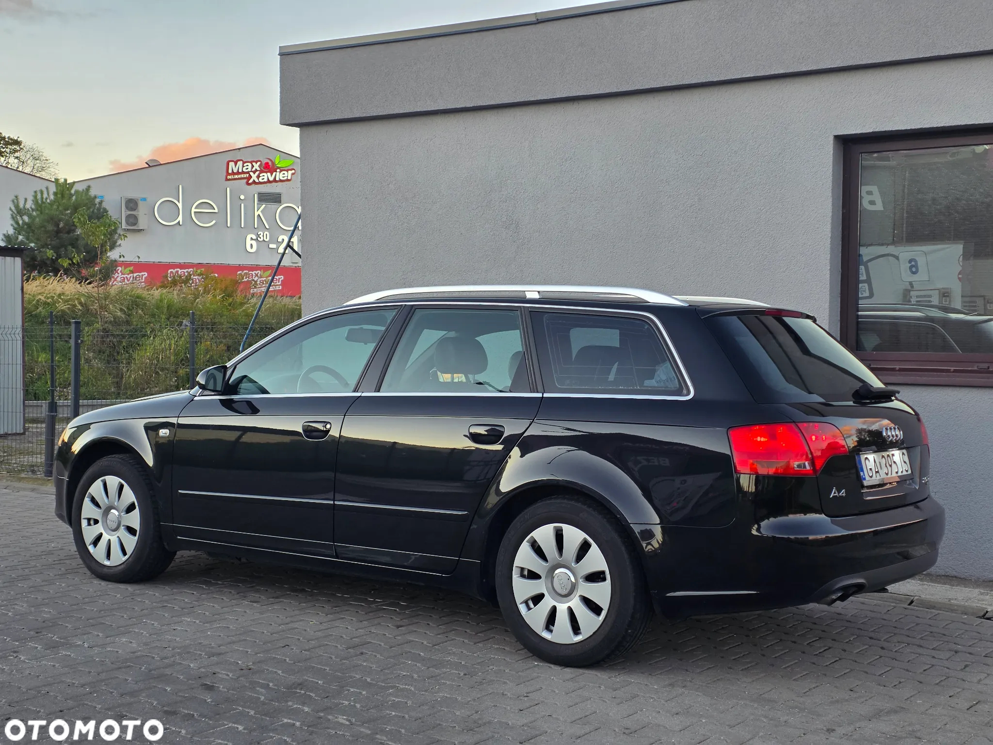 Audi A4 - 4