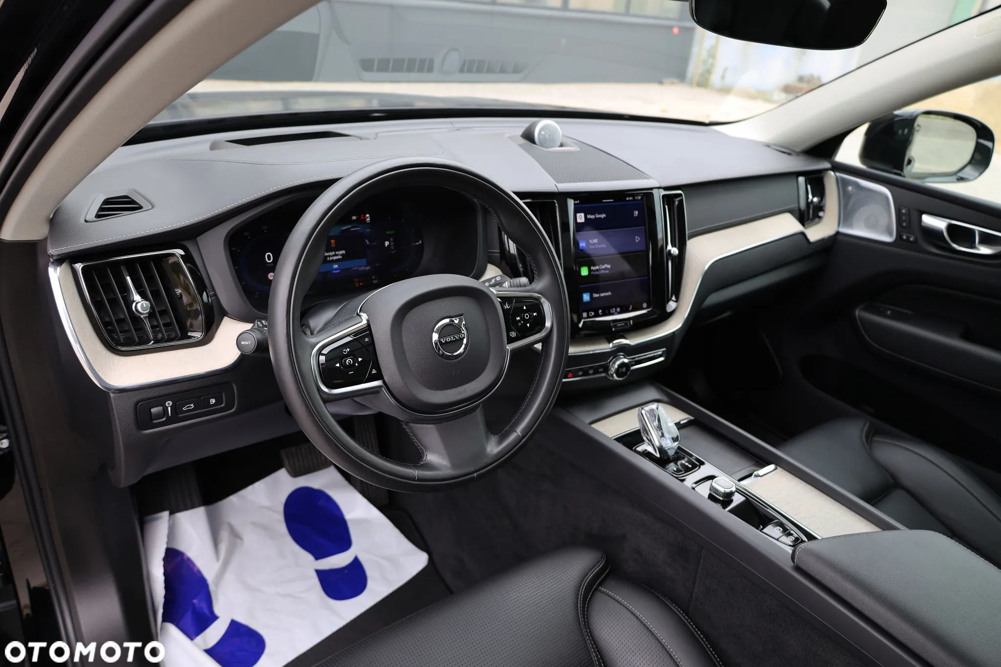 Volvo XC 60 T6 AWD Plug-In Hybrid Inscription - 26