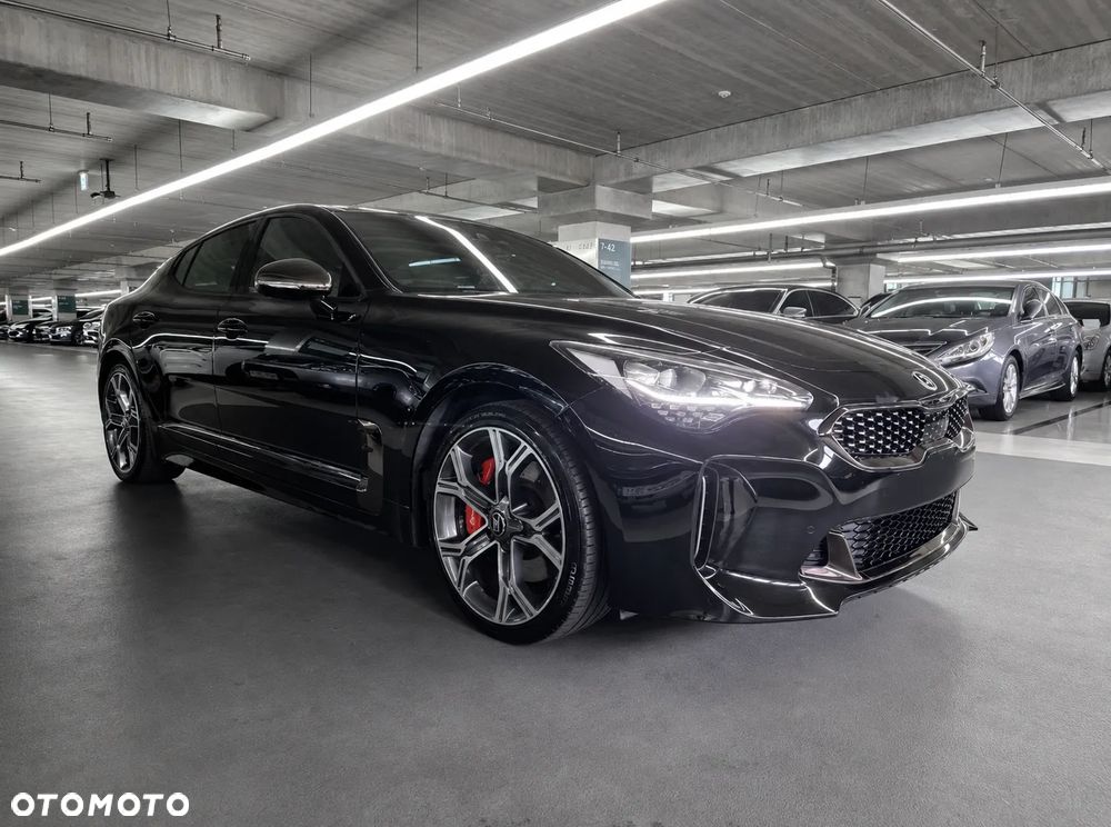 Kia Stinger 3.3 T-GDI AWD GT - 4