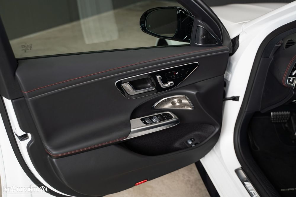 Mercedes-Benz E 53 AMG HYBRID 4Matic+ SpeedshiftFT TCT 9G - 27