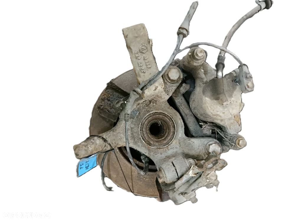 MERCEDES VITO W638 96-03 2,2 CDI zwrotnica lewy przód LP * - 2