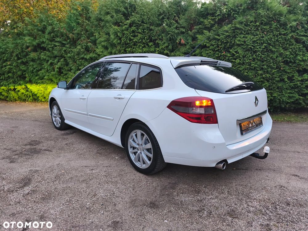 Renault Laguna dCi 150 FAP GT - 10