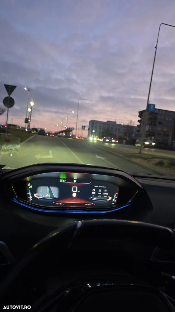 Peugeot 5008 1.6 BlueHDI EAT6 GT-Line - 15