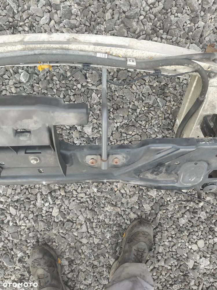MERCEDES W212 3.0 CDI OM642 350cdi Pas Przedni Wzmocnienie Czołowe Chłodnice Belka - 21