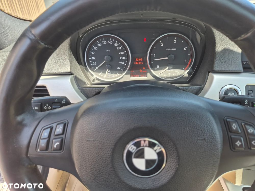 BMW Seria 3 - 35