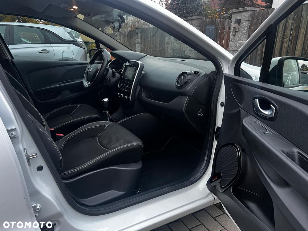 Renault Clio - 9