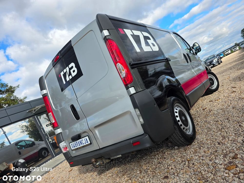 Opel Vivaro - 27