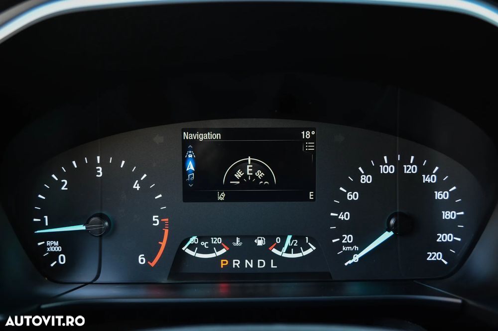 Ford Kuga 1.5 EcoBlue A8 FWD Titanium - 19