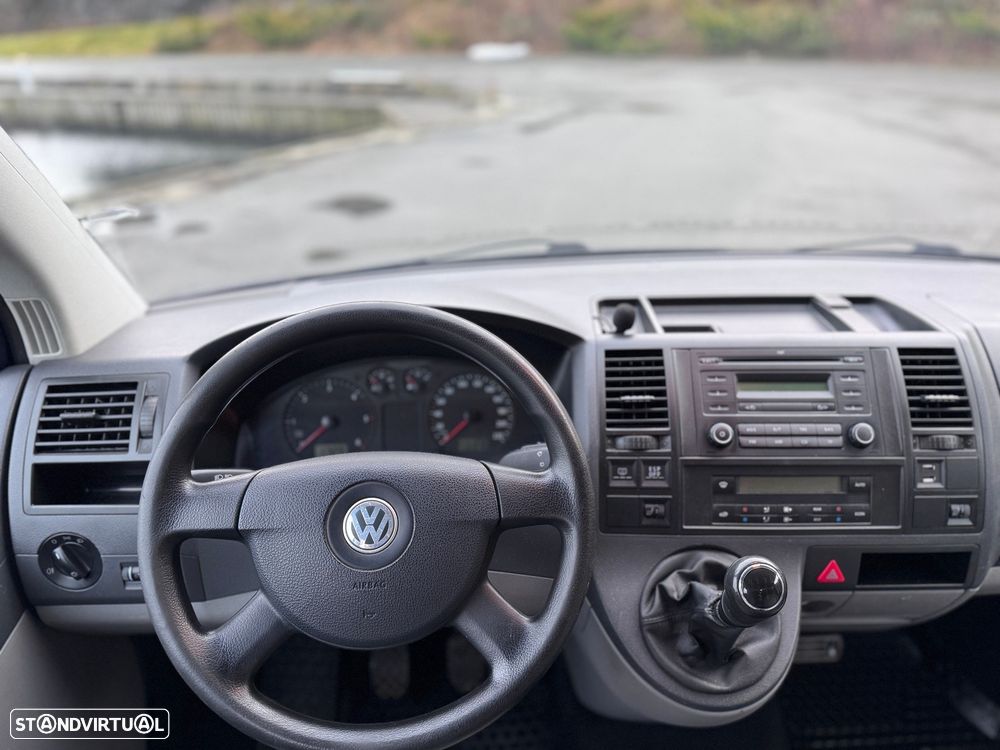 VW Transporter Transport 2.0 TDi 102 L.Extra AC T.Crianças - 4