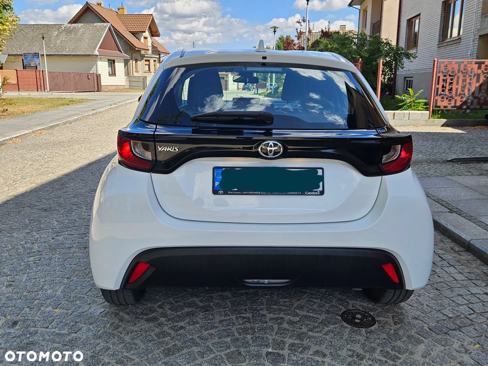 Toyota Yaris 1.0 Active - 8