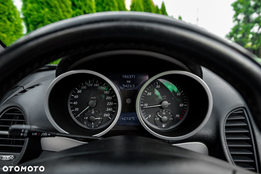 Mercedes-Benz SLK - 20