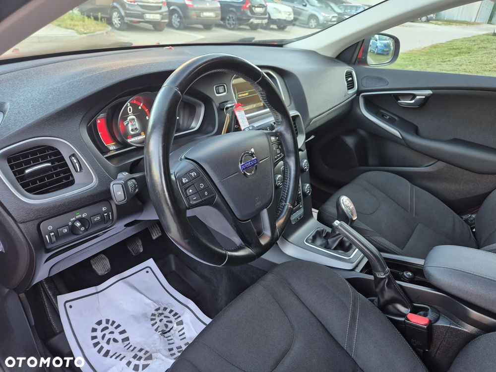Volvo V40 - 11