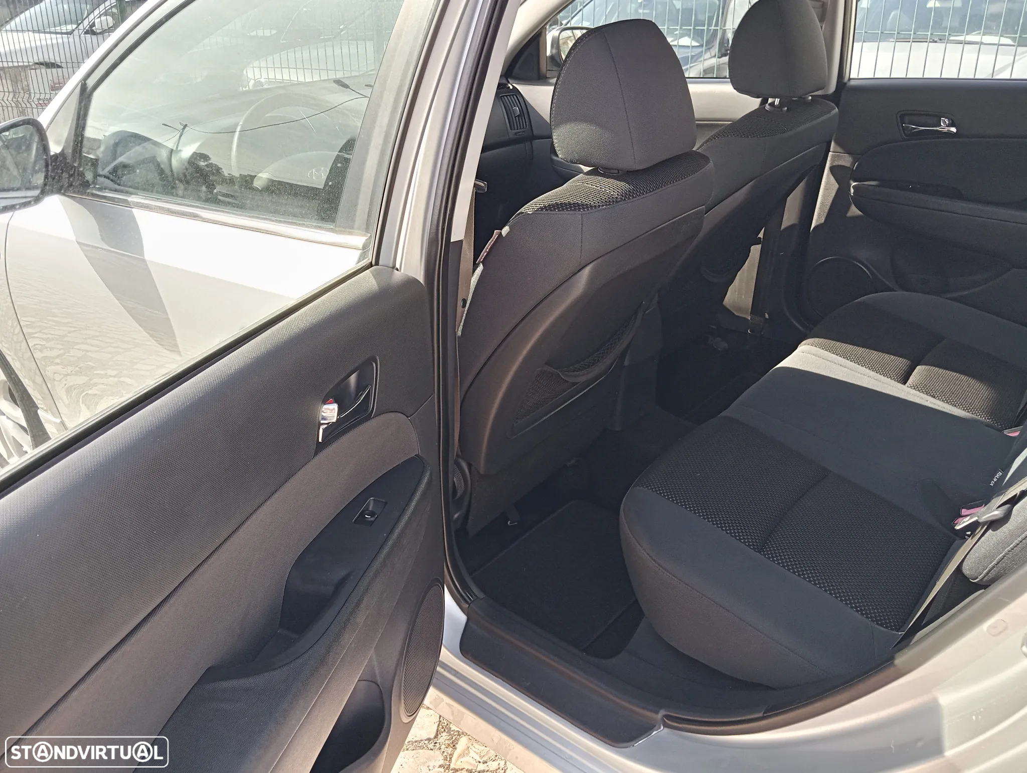 Hyundai i30 CW - 14