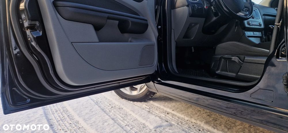 Ford Focus 1.6 16V Style - 13