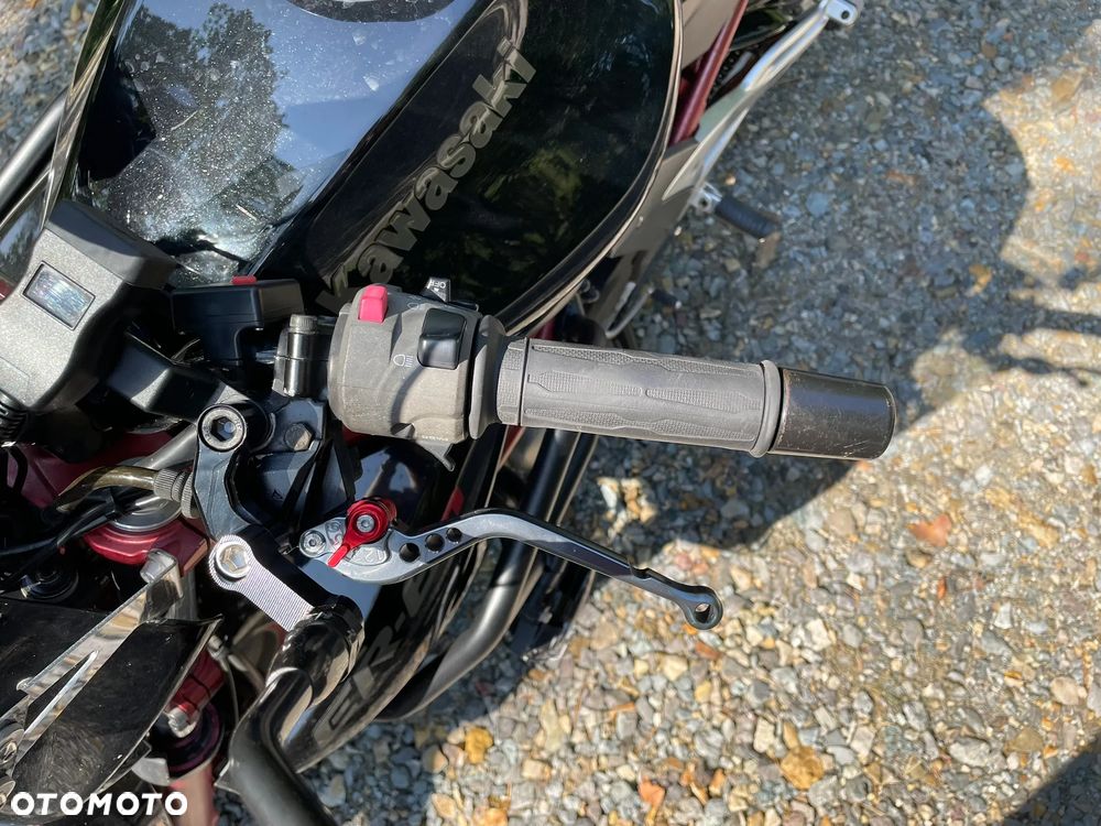 Kawasaki ER - 10