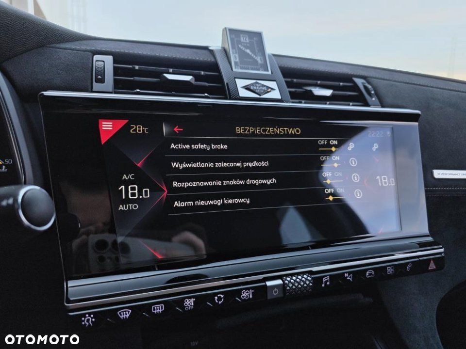 DS Automobiles DS 7 Crossback - 33