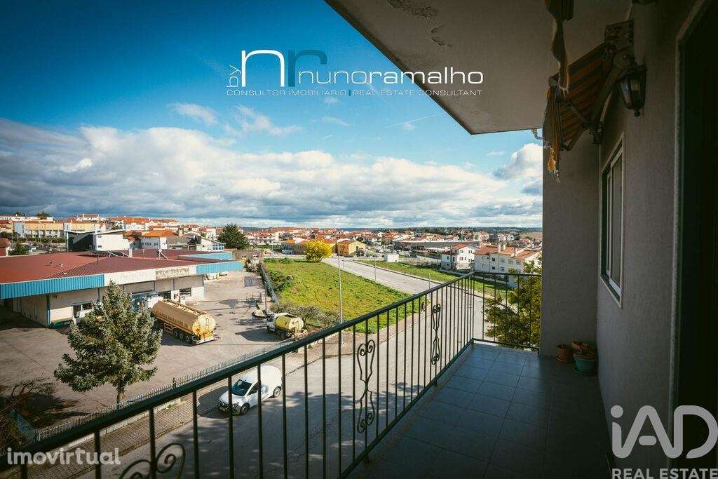 Apartamento T4 em Pinhel de 117 m2 - Grande imagem: 2/40