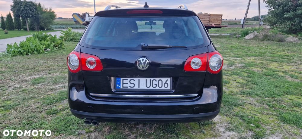 Volkswagen Passat 2.0 TDI DPF Sportline - 4