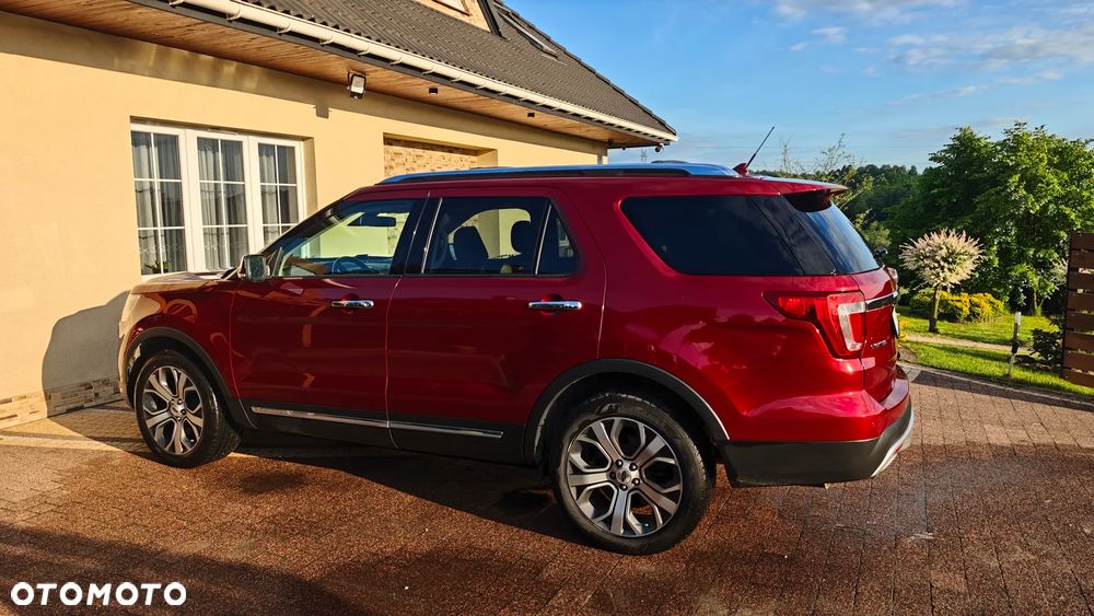 Ford Explorer - 2