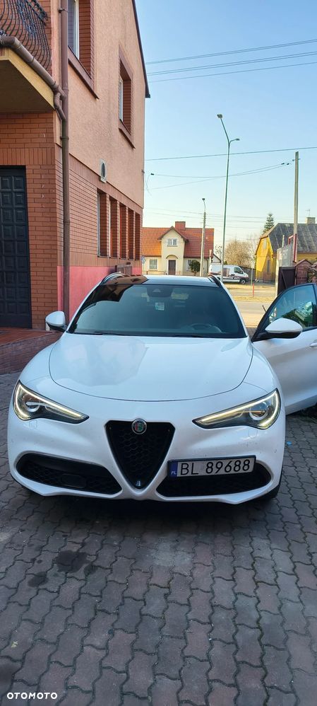 Alfa Romeo Stelvio 2.0 Turbo Sprint Q4 - 1