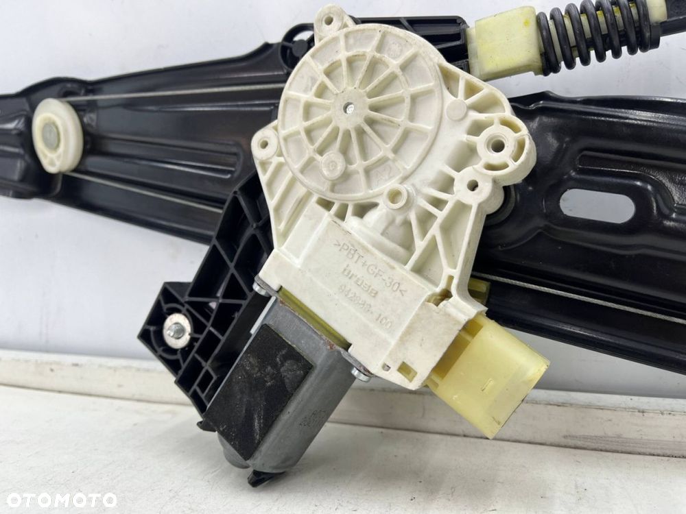 Podnośnik szyb BMW 5 F10 sedan F11 kombi 10-17r. LEWY tylny mechanizm silniczek lewy tył 6 pin - 2