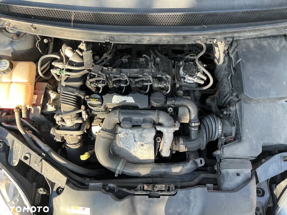 Ford Focus 1.6 TDCi Silver X - 17