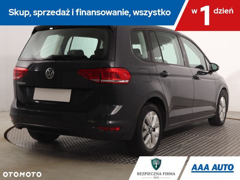 Volkswagen Touran - 7