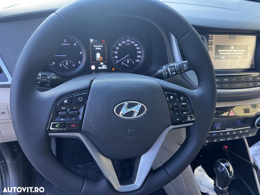 Hyundai Tucson 2.0 CRDI 4WD 6AT Luxury Pack+ - 23