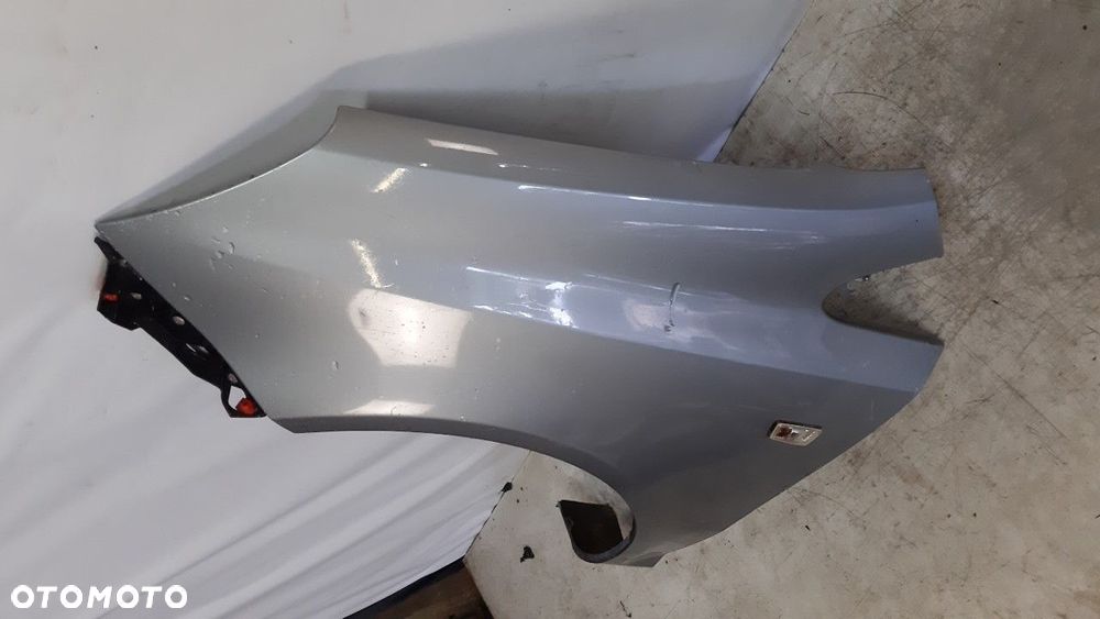 * OPEL CORSA D BŁOTNIK PRZEDNI PRZÓD LEWY Z163 SZARY - 2