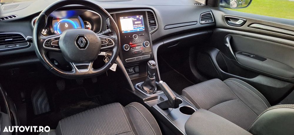 Renault Megane 1.5 dCi Dynamique - 6