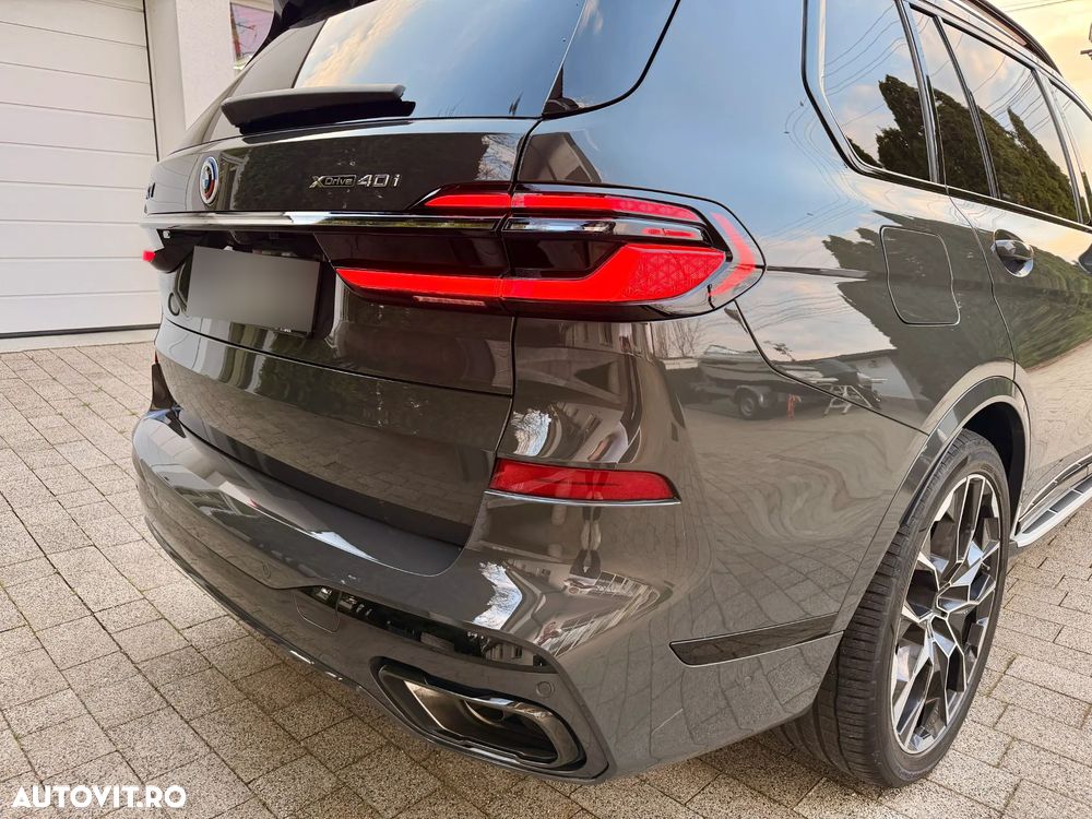BMW X7 - 32