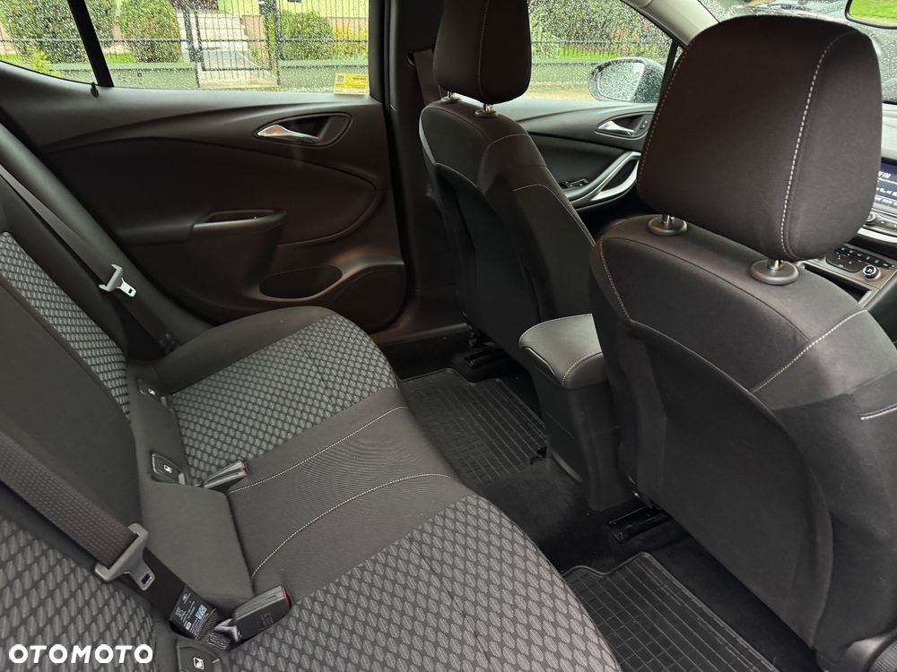 Opel Astra 1.4 T Enjoy - 8