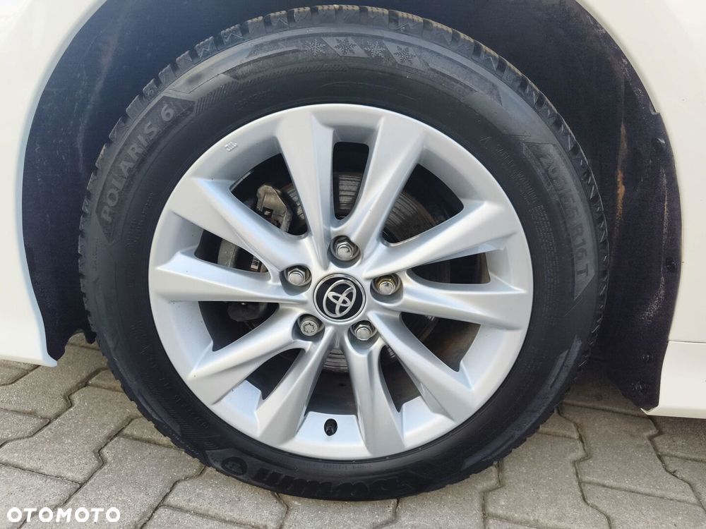 Toyota Corolla 1.8 Hybrid Comfort - 17