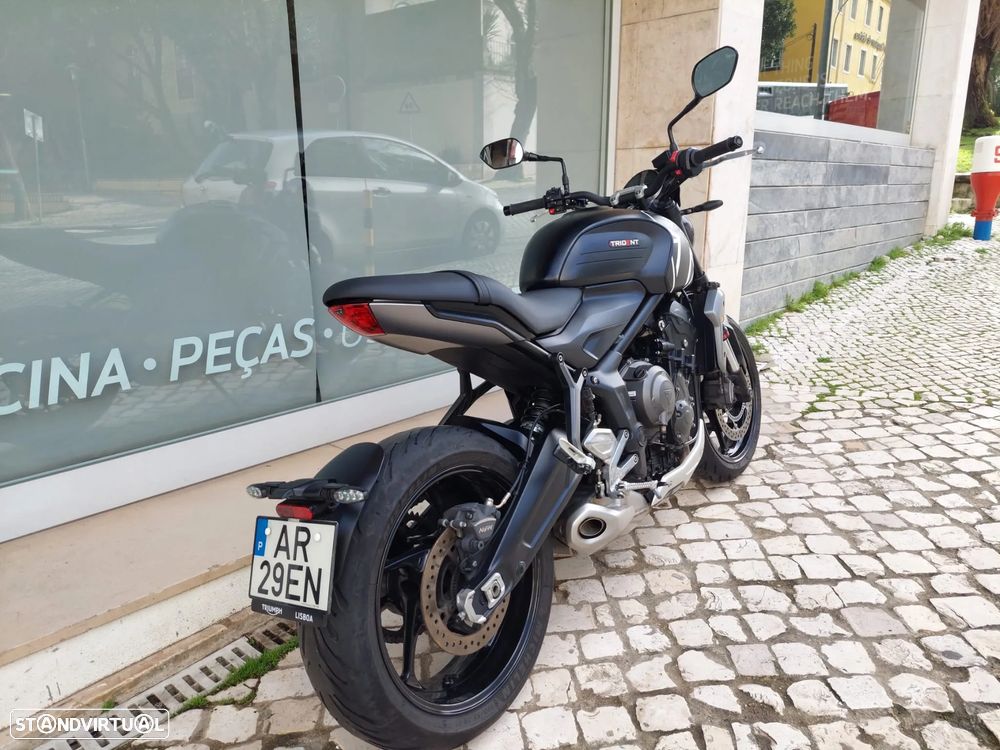 Triumph Trident 660 - 5
