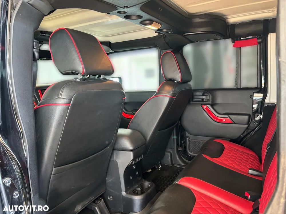 Jeep Wrangler Unlimited 3.6 V6 AT Rubicon - 13