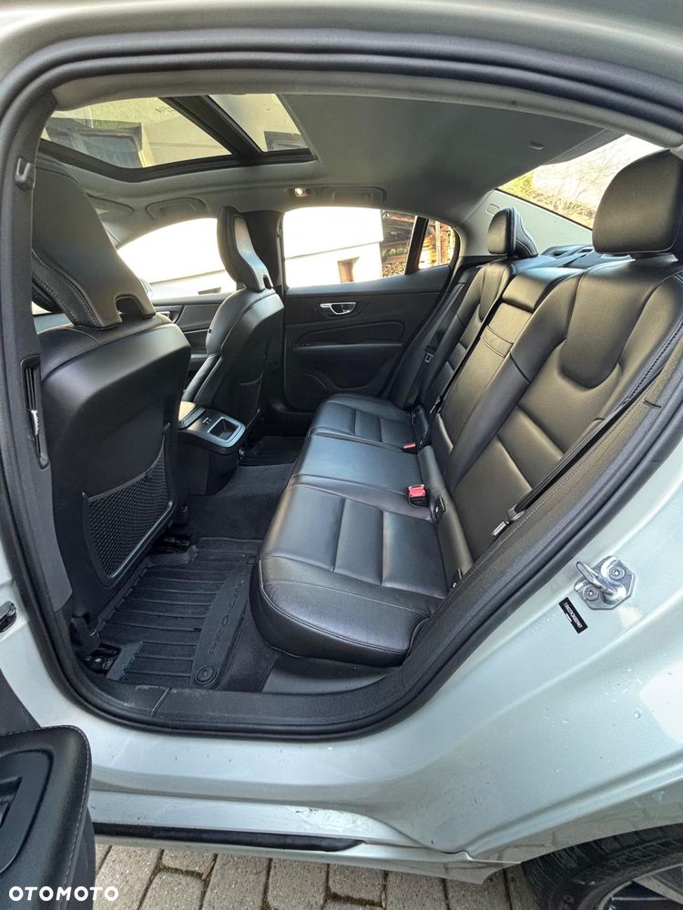 Volvo S60 T6 AWD Geartronic RDesign - 15
