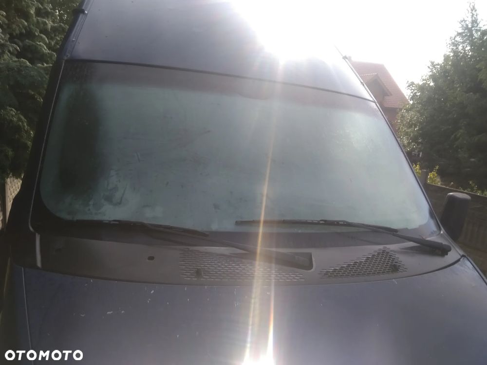 Ford transit MK5 szyba przednia